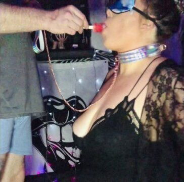 Step makes step play taste game face surprise)