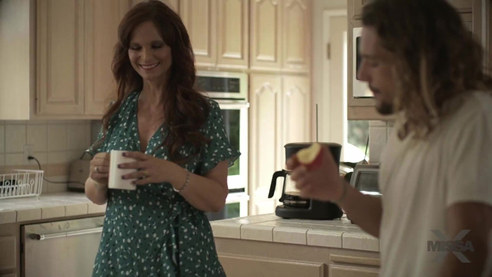 Sexually charged Syren craving teaser video