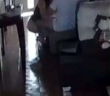 Mi marido me estaba viendo desde su oficina 3