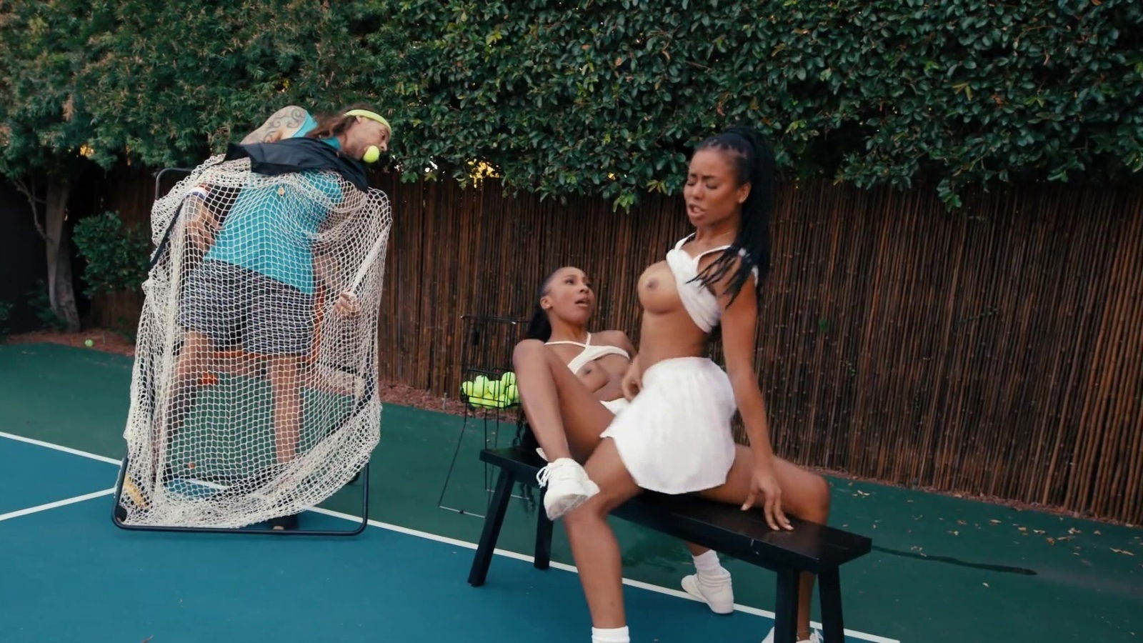 Kira Noir Olivia licking each other orgasm