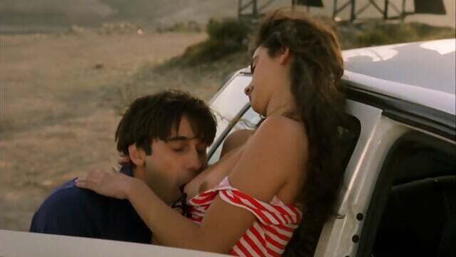 Uploading Nude video celebs Penelope Cruz nude Jamon Jamon (1992).mp4...