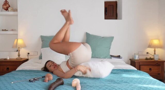 MAKE GIRLS (Deep Penetration!)