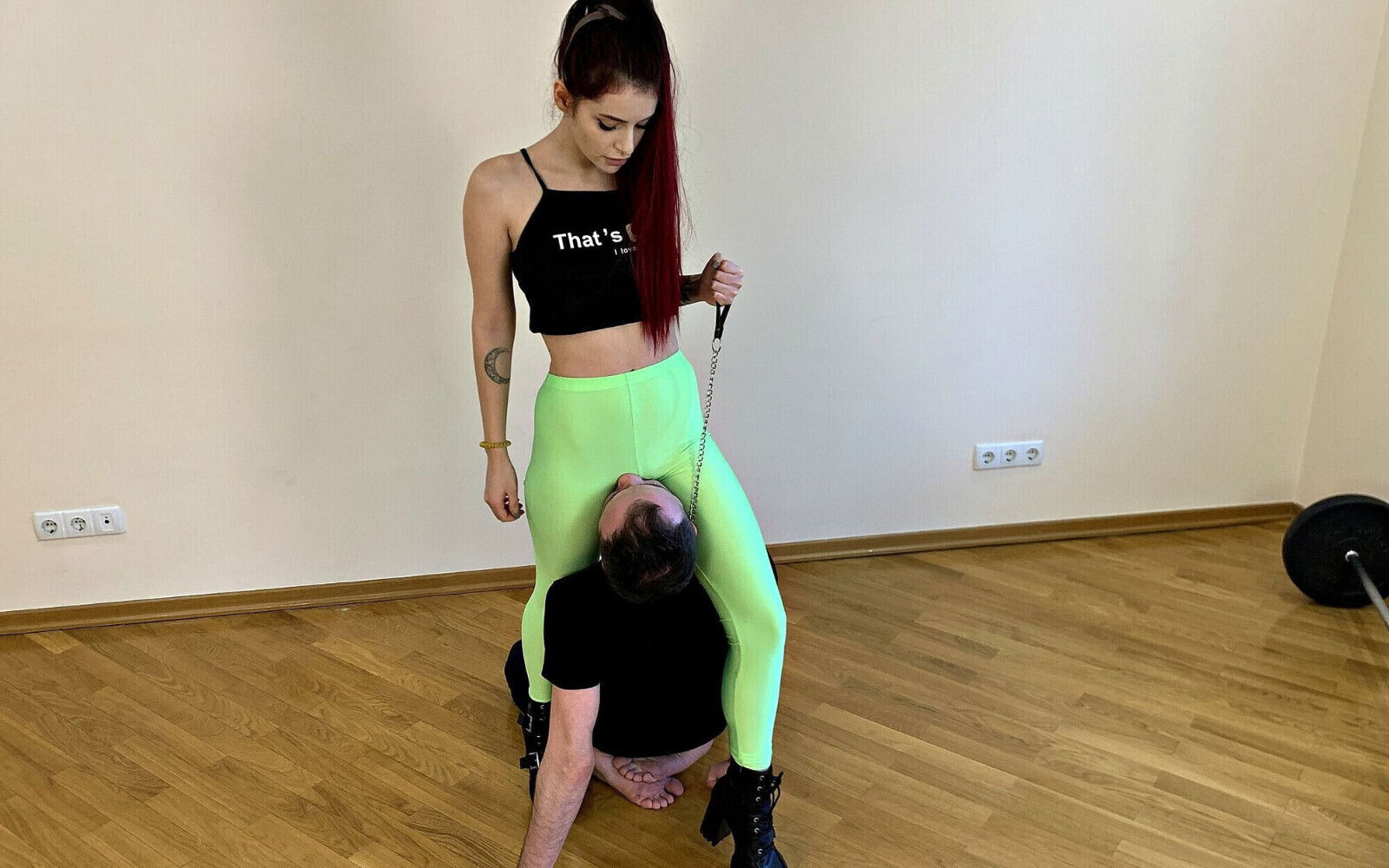 Rough Pussy Worship Face Slapping Femdom with Cruel Mistress Sofi Green Leggings