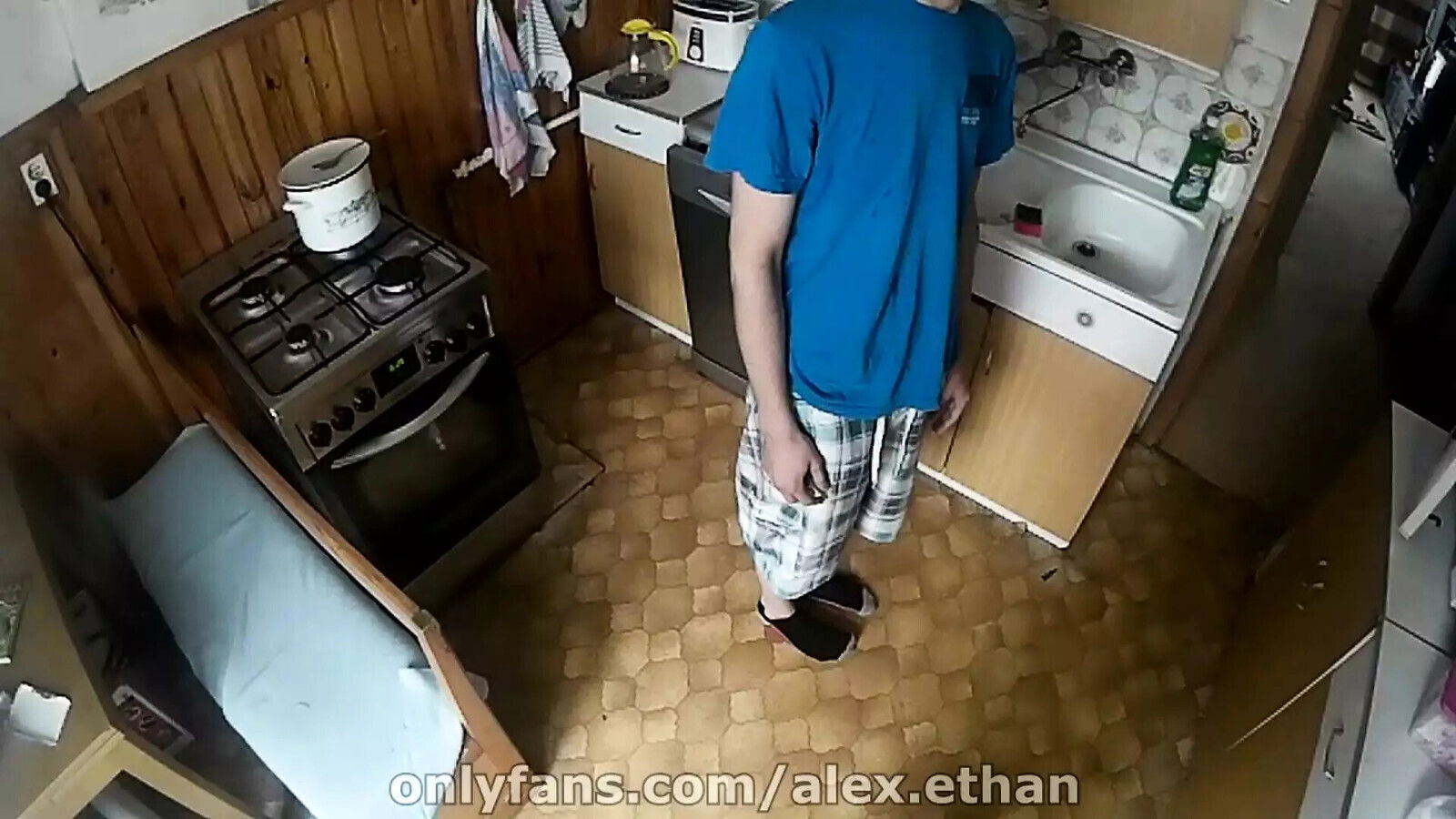 Seducing averse, young friend