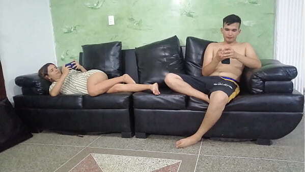 dojo hermanastro cuando hab&iacute_a nadie casa