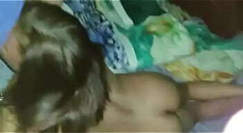 Tia pierde apuesta y se toma la leche