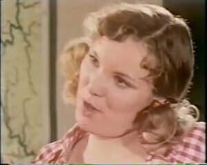 Vintage Creampie (What does she say in German?)