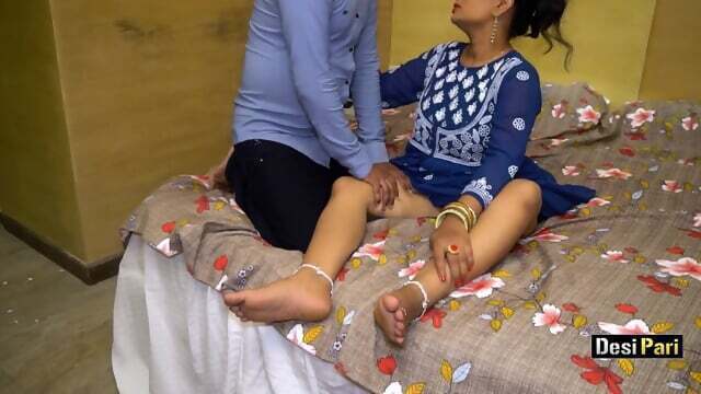 Bhabhi With Servant With Clear Hindi Audio