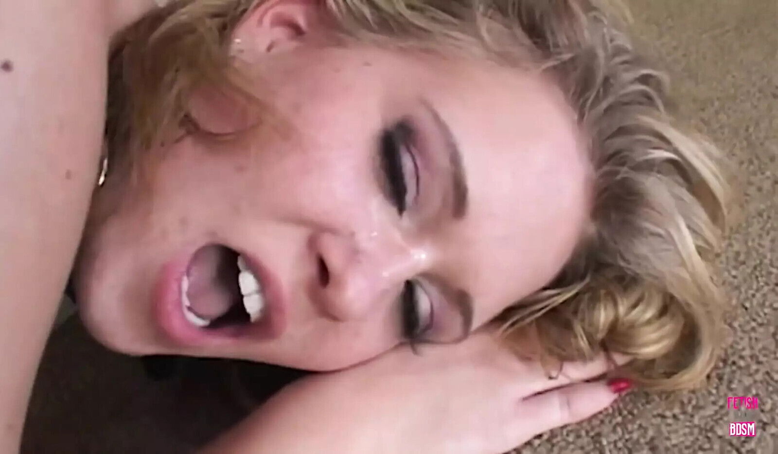 Beautiful Blonde Lady Sasha Knox Mouth Filled with Guys