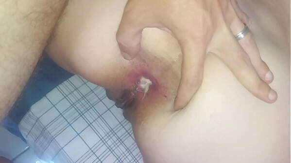 Papai para isso, voc&ecirc_ est&aacute_ tirando tudo minha bunda, sinto isso muito aberto.