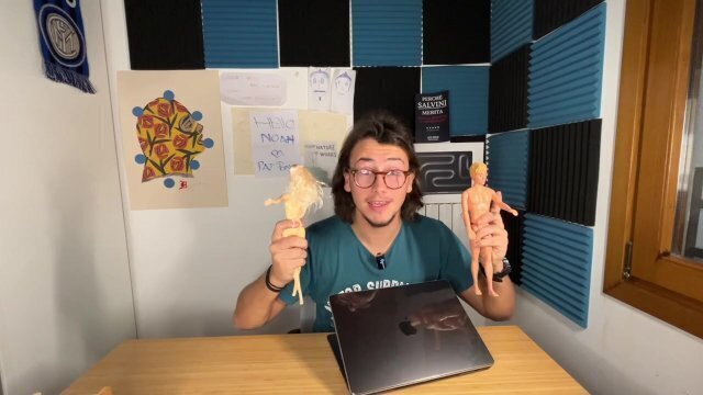 YOUNG ITALIAN REACTS SWEETIE