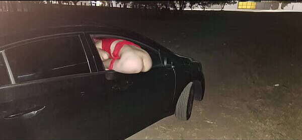 Levo minha esposa dogging para estranhos fuderem minha esposa publico!