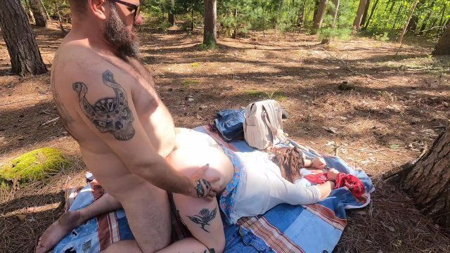 Milf Gets Creampied Woods