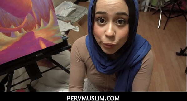 PervMuslim Innocent teen stepsister Dania Vegax left stepbrother with blue balls