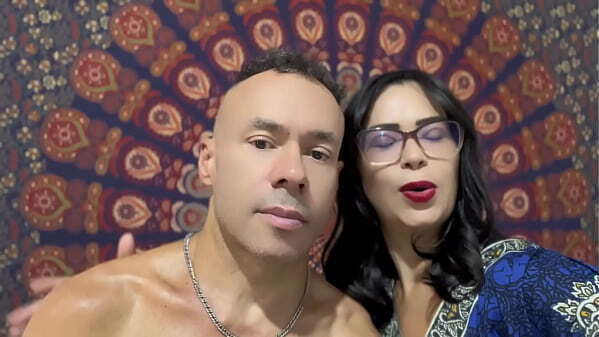 Massagem T&acirc_ntrica prazer intenso Espa&ccedil_o Salvaley