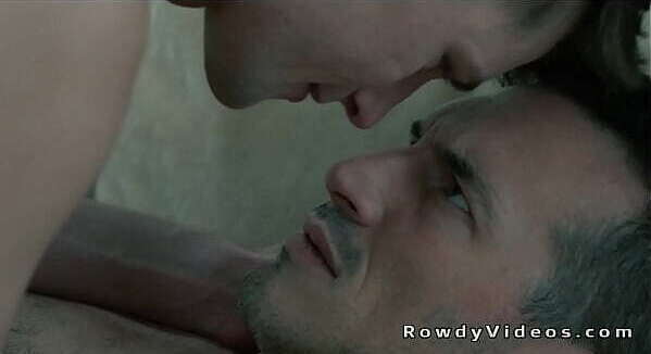 Famous podcaster pounds young mail carrier