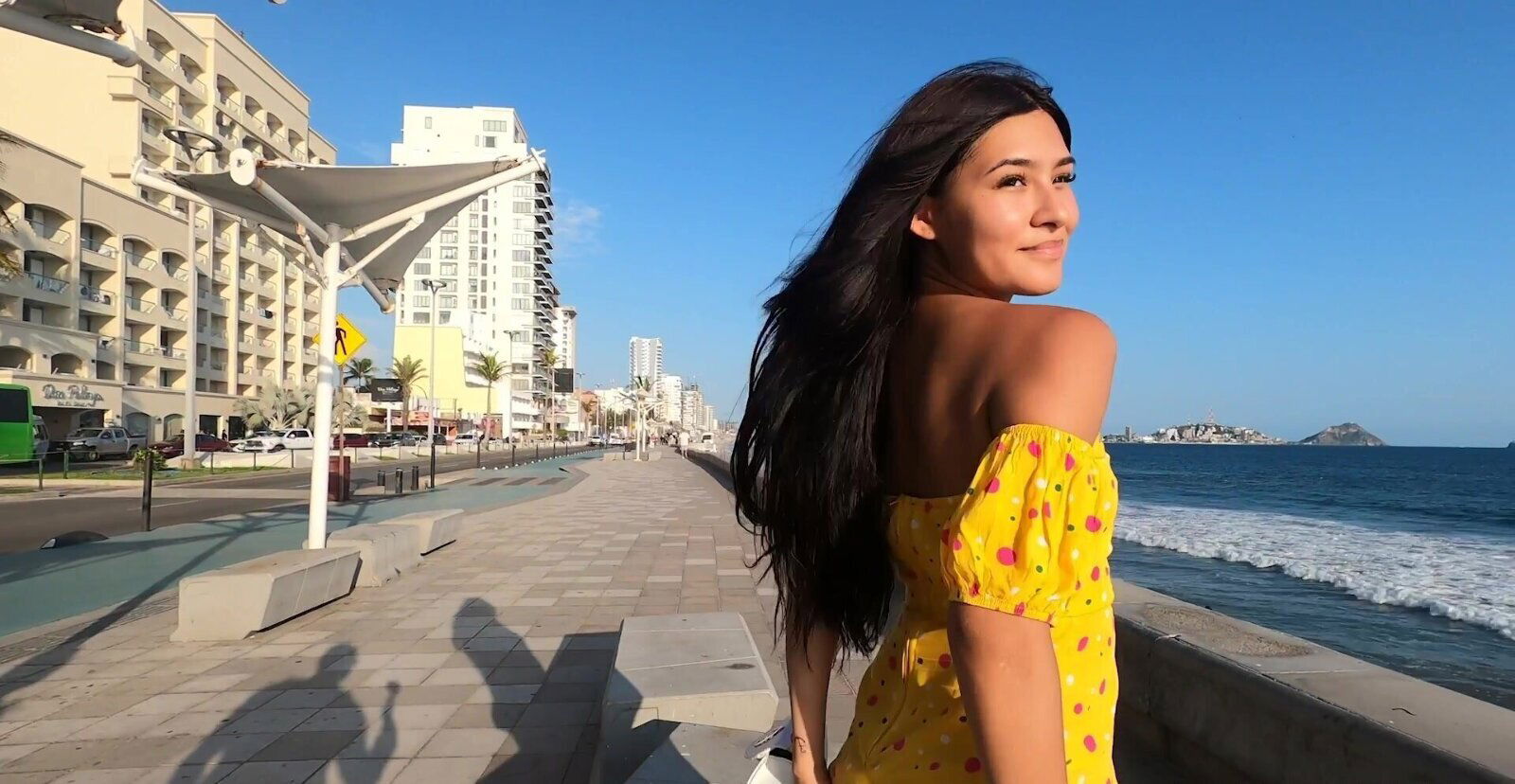 Homemade video brunette Jean Pallett giving blowjob