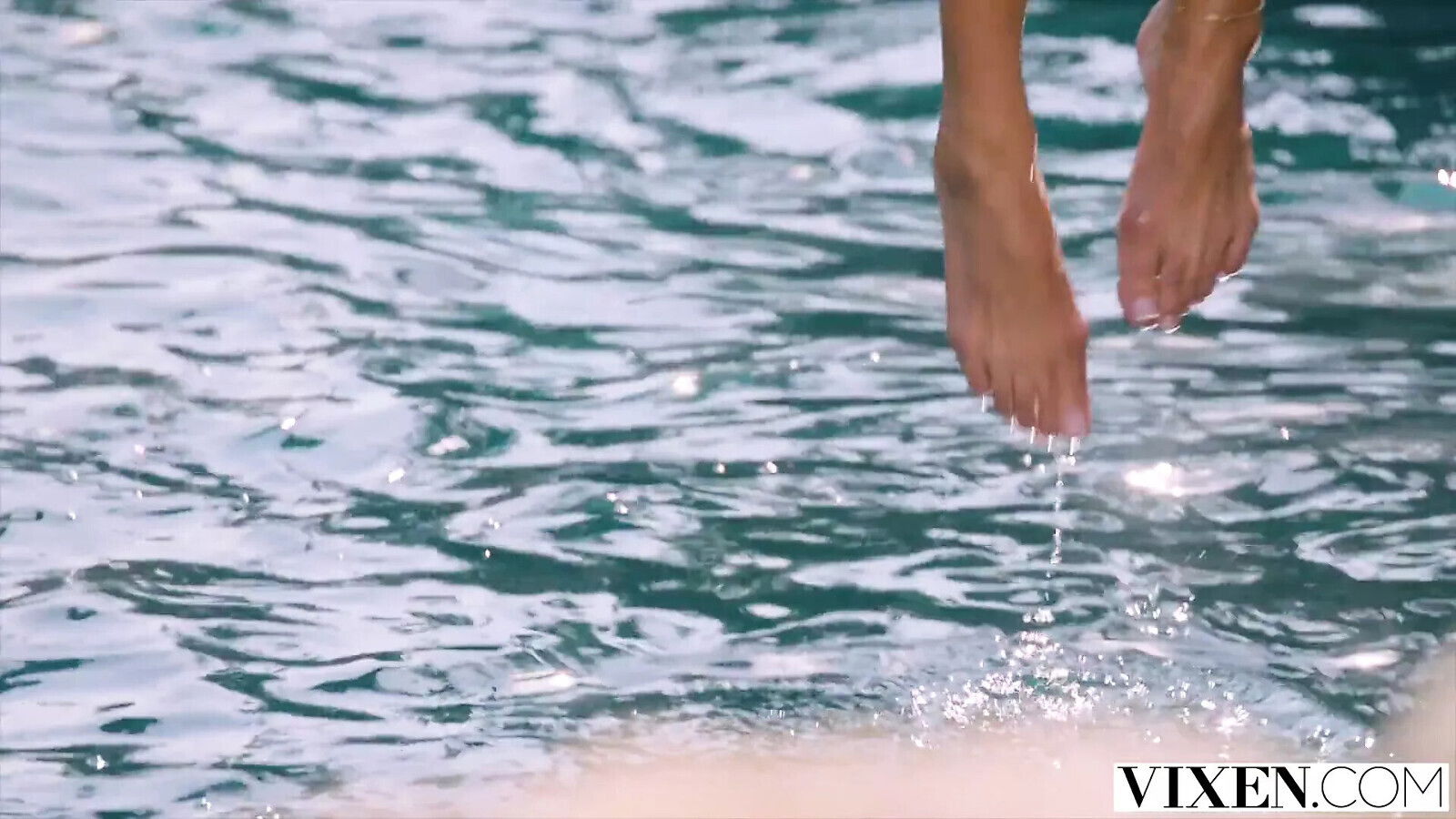 VIXEN, Sexy secretive Venera cuckolding