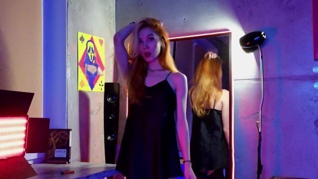 Redhead camisole wants dirty with