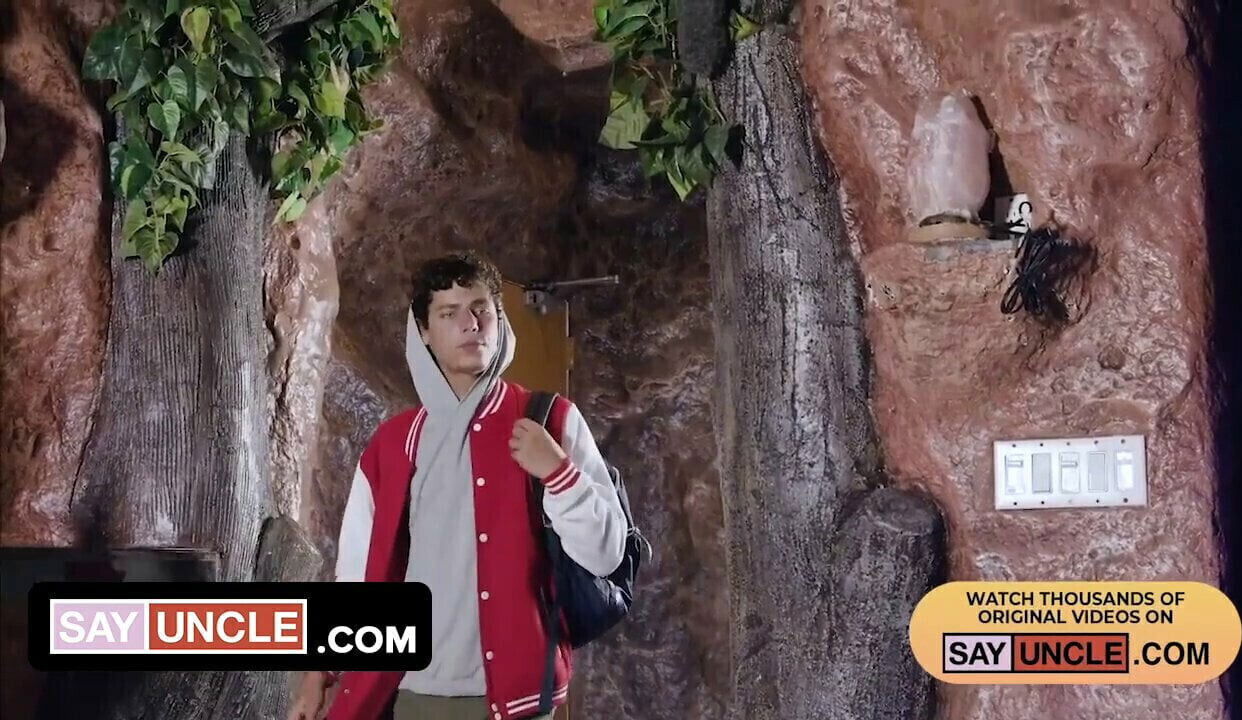 Naughty Twink With Curls Tricks Older Hunk Pound