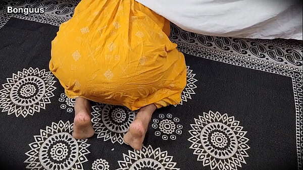 RIya Stuck under fucked pussy from back