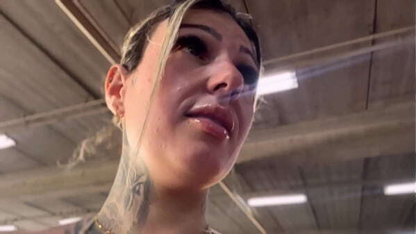 Pegaram provador loja alto padr&atilde_o? Esguichando gozando muito todo lado tes&atilde_o deu!