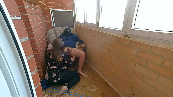 Александр ШТОРМ дрочил балконе нему пришла Мария начала делать минет,минет закончился окончанием киску