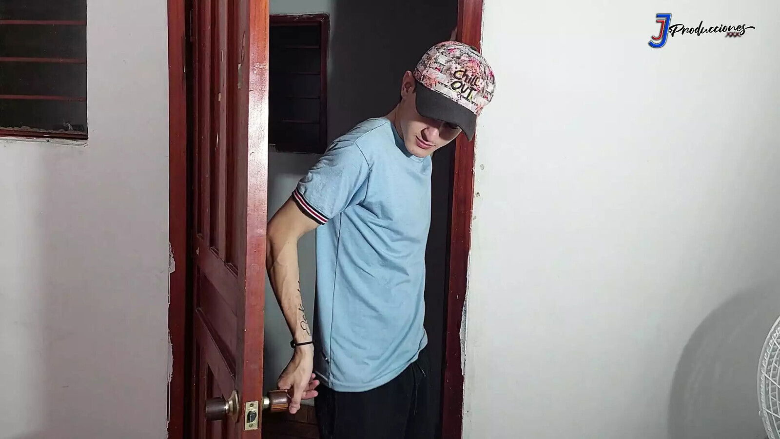 FOLLOWS STEPSISTER'S WHORE HARD SQUIRT