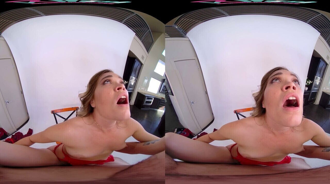 VRHUSH naughty session with sexy blonde Katie Kush