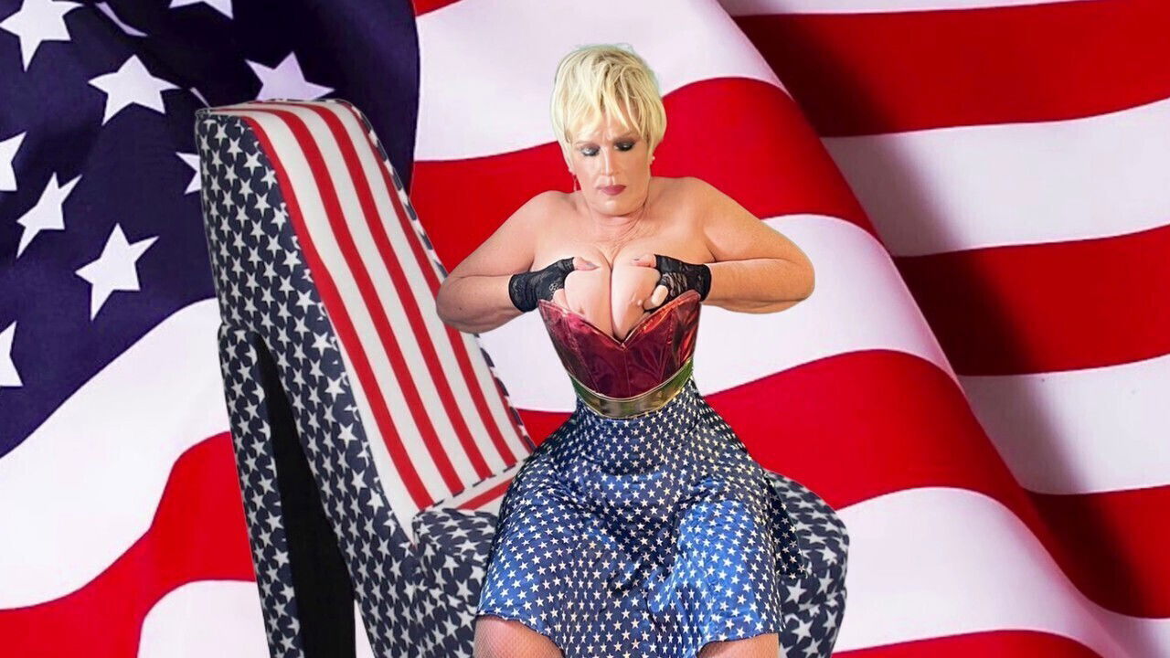 Granny orgasm, getting off, sexiest