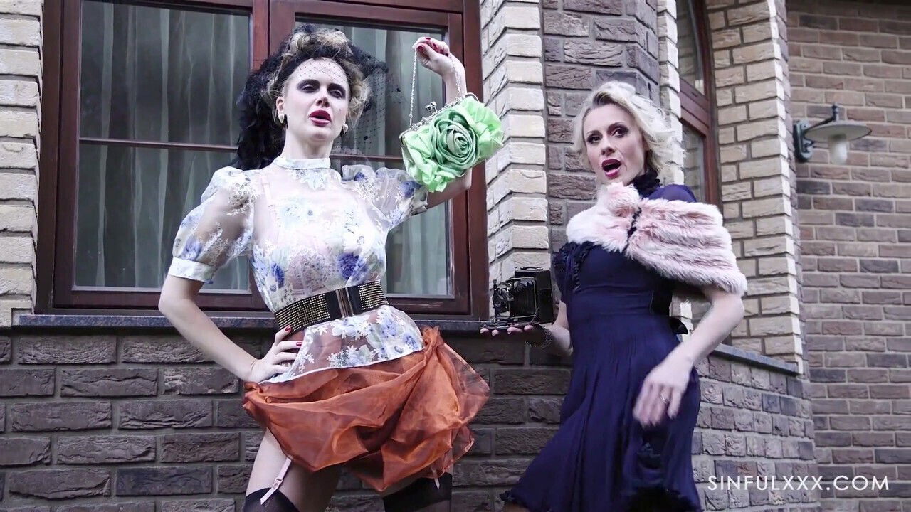 blonde gives handjob cumshot threesome with oral action