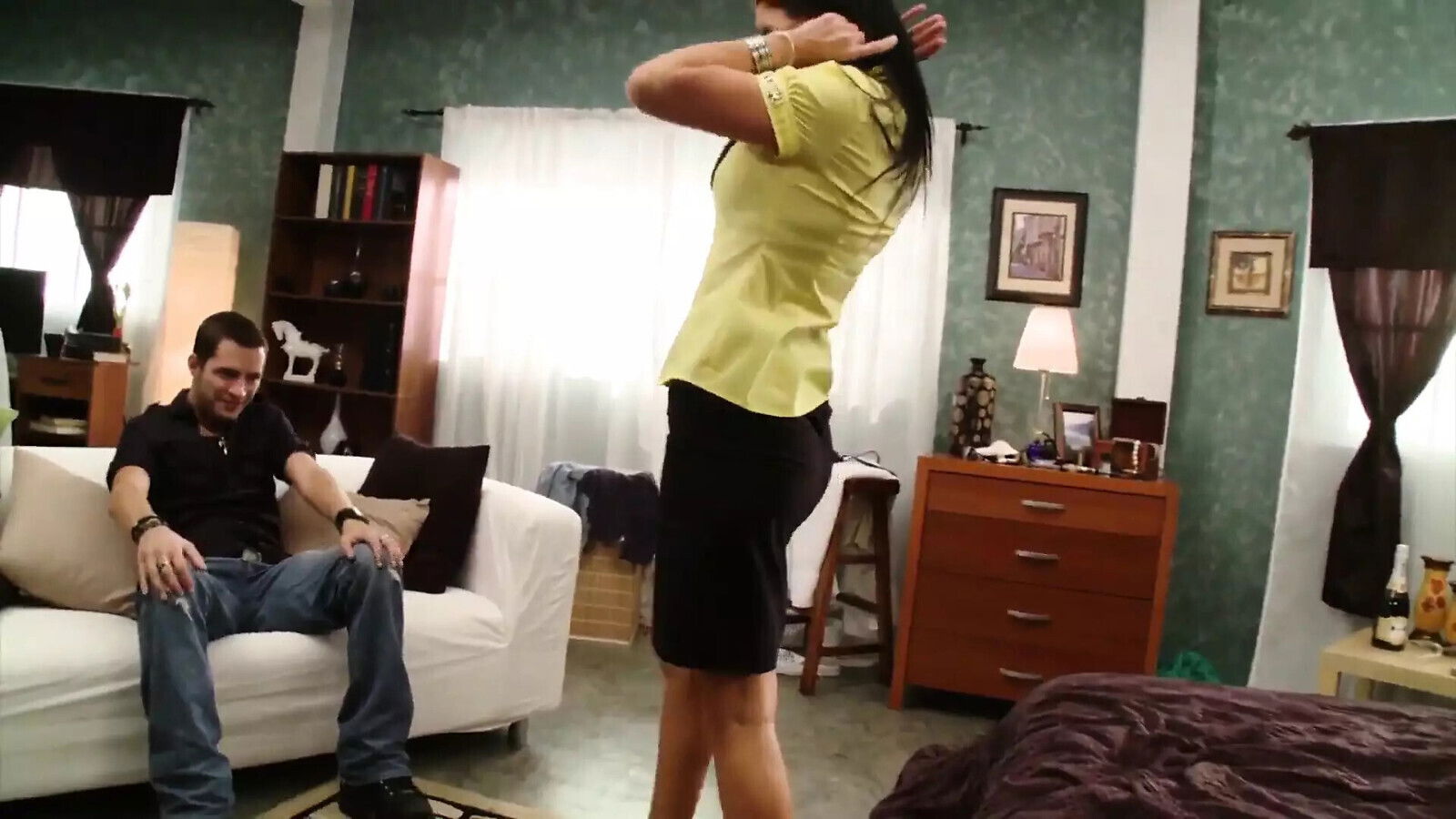 Mature India Summer whore with tattoos spreads legs pussy stretched gives blowjob