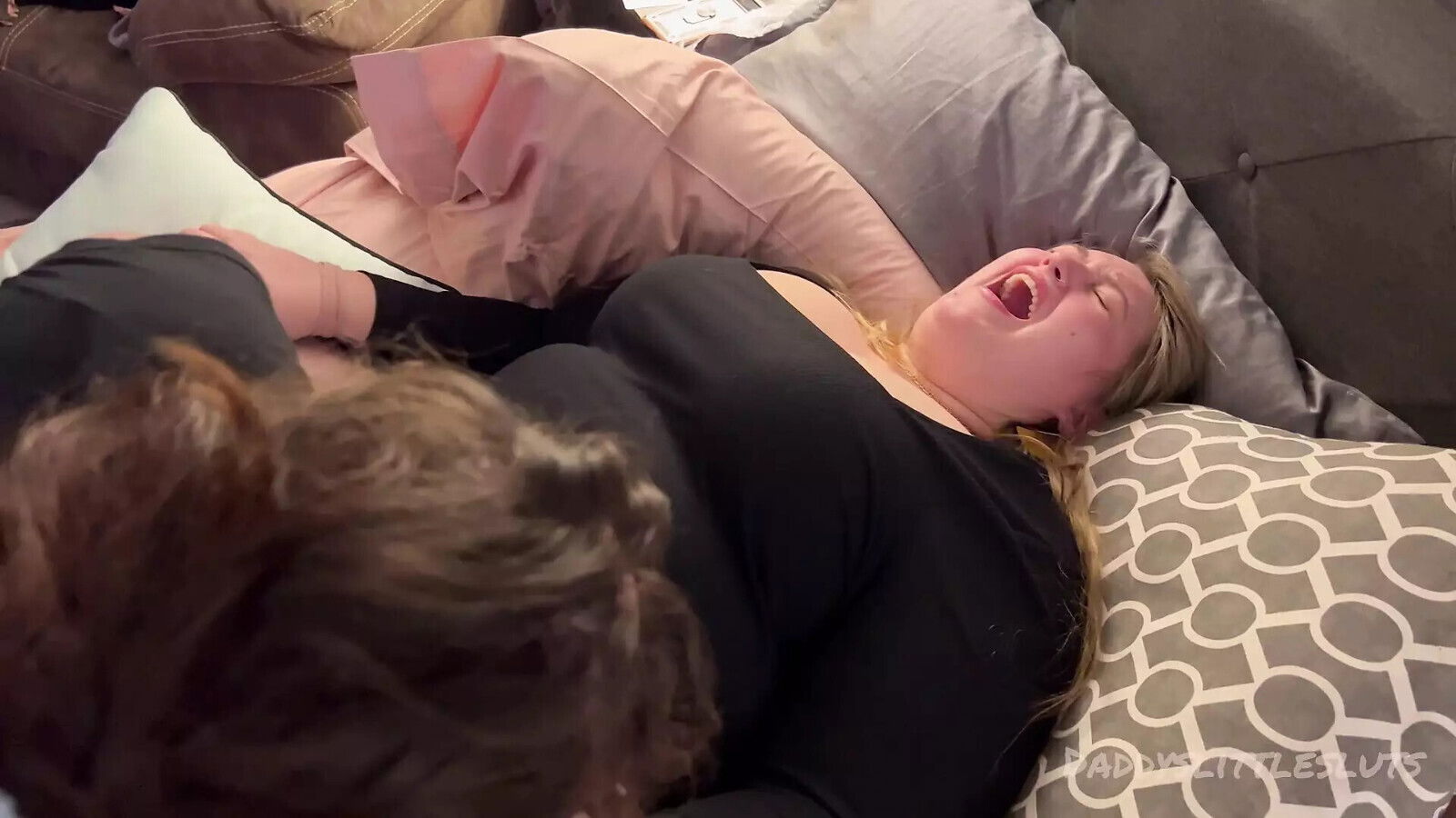 Threesome! Slut Licks Wife makes while watch!!