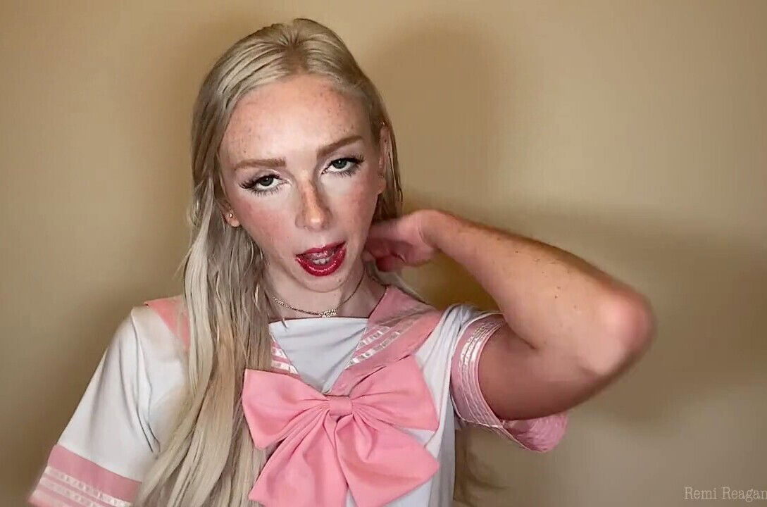 Cute anime college girl gives sloppy deepthroat Daddy's Remi Reagan