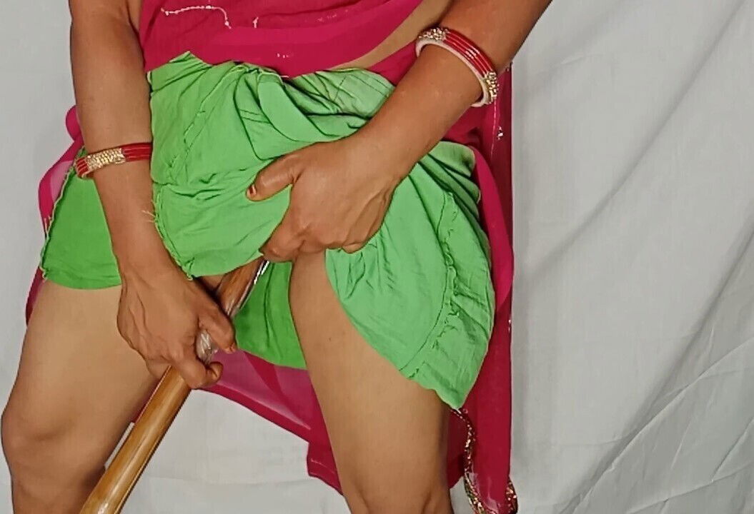 Aunty gives firm handjob while enjoying some solo action