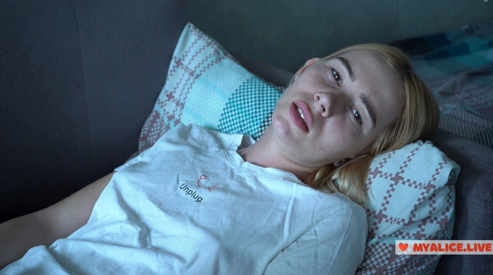 Beauty agony. Filming orgasm camera