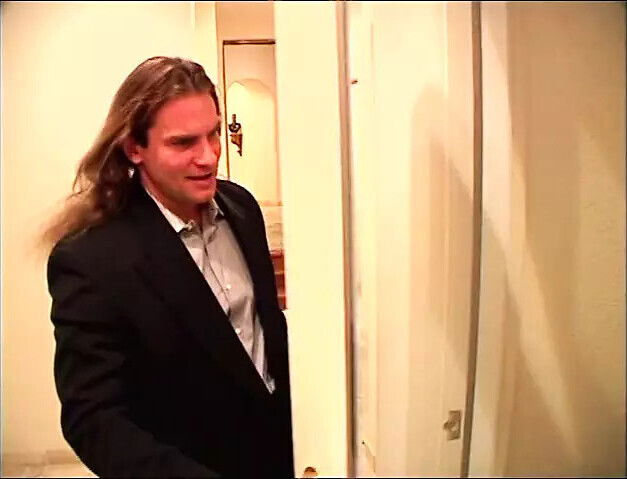 Young fuck slut loves getting pussy licked before sucking