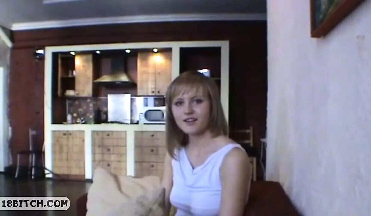 College Friends Decided Record Their First Sextape