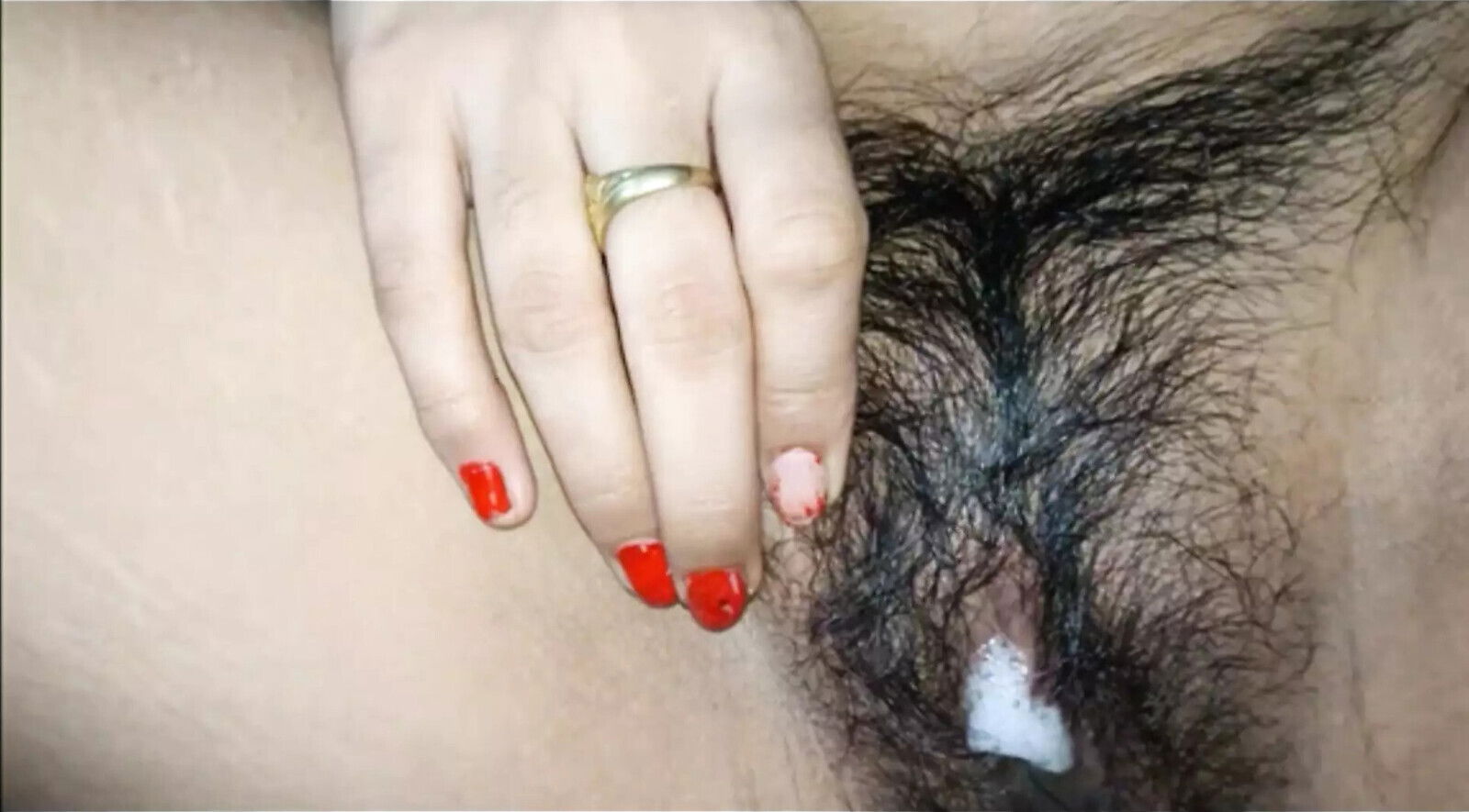 Desi Randi Bhabhi Sucked Fucked by Boy Friend in Public for Shopping (Hindi Audio) - Cheating Husband