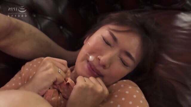 Horny Just Can't Wait. Lustful Wife Affair Mature Woman Drama Reiko Kobayakawa Masahiro Ueda [Decensored]