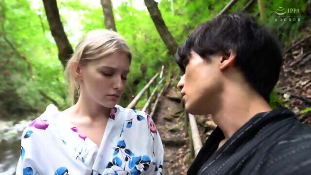 Melody Marks Nippon Hospitality Creampie Solowork Landlady Hostess Spring Melody Hiina Marks Kanchou [Decensored]