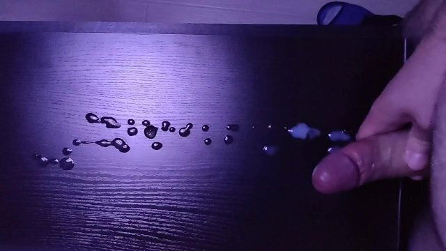 Кончаю стол