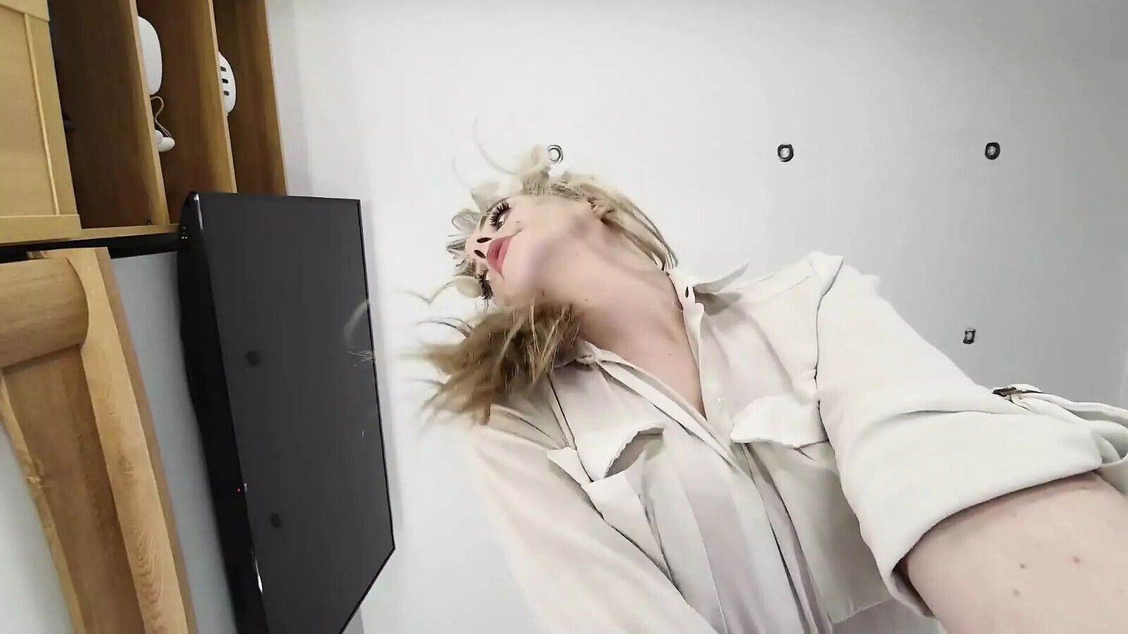 Blonde Gabie Facesitting Nylons