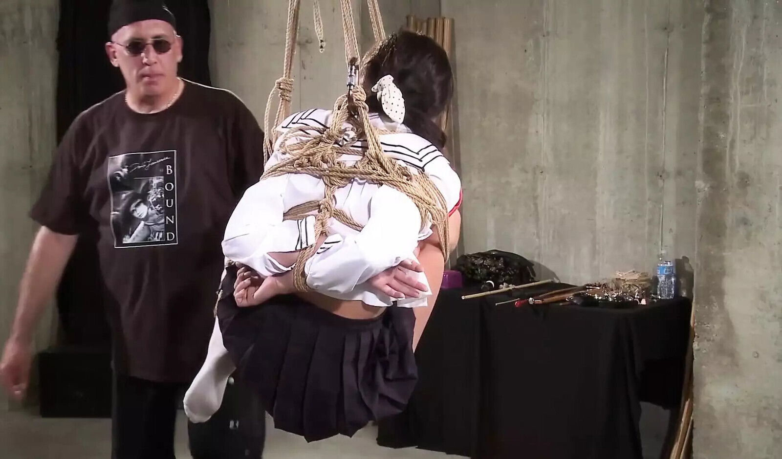 bounded made orgasm with hitachi