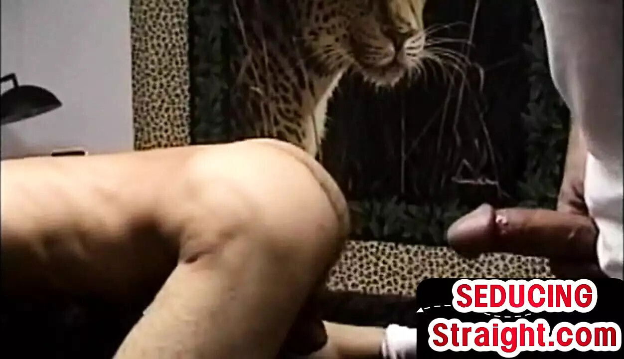 Black str8 amateur gets sucked DILF till cumshot