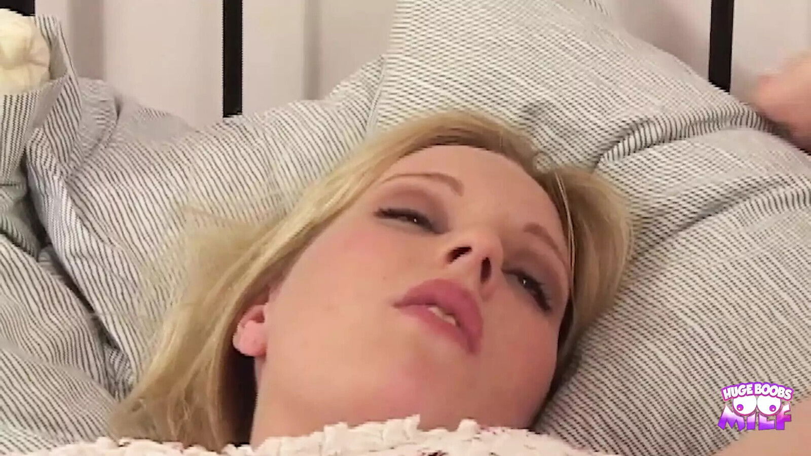 Russian Babes Sasha Misha Have Unforgettable Threesome with Lucky