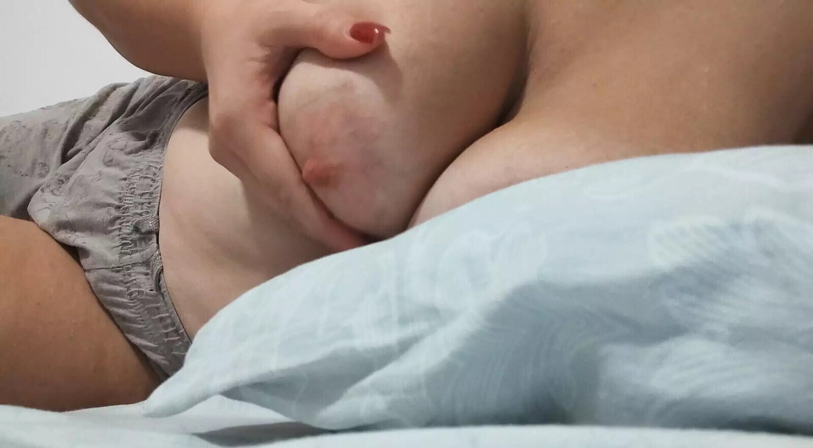 first milk pregnant bitch Lactation months