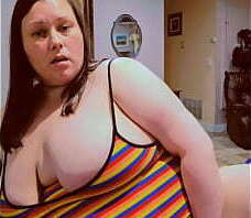 Bbw using a 10 inch dildo living room