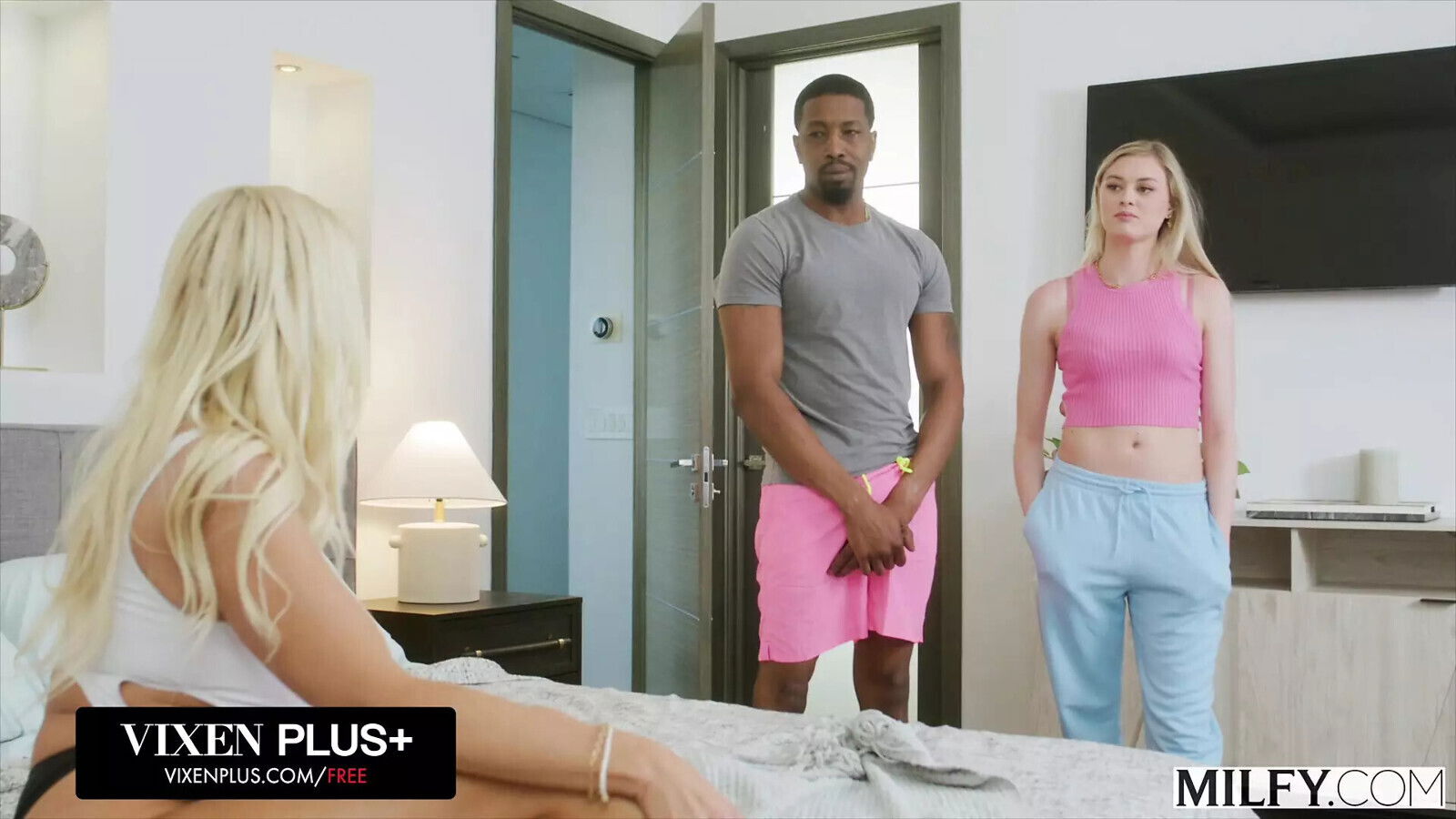 VIXENPLUS Teacher devours student's threesome