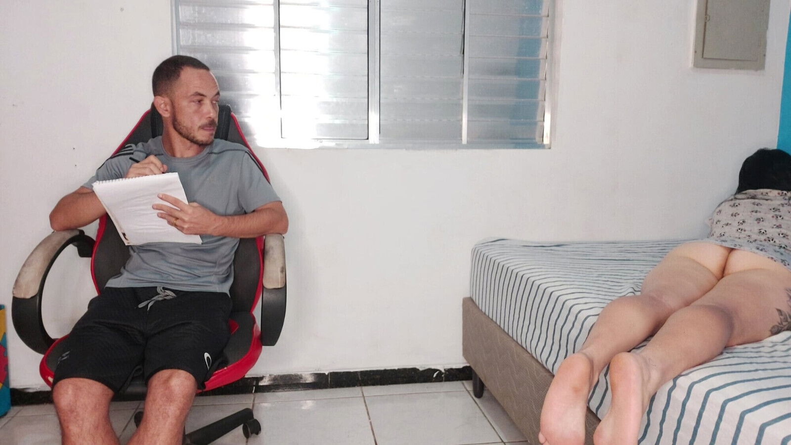 Horny stepsister gets exposed tease stepbrother